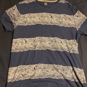 Old Navy shirt